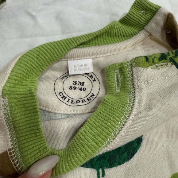 Burberry Baby Onesie and Hat Set - Picture 3 of 6